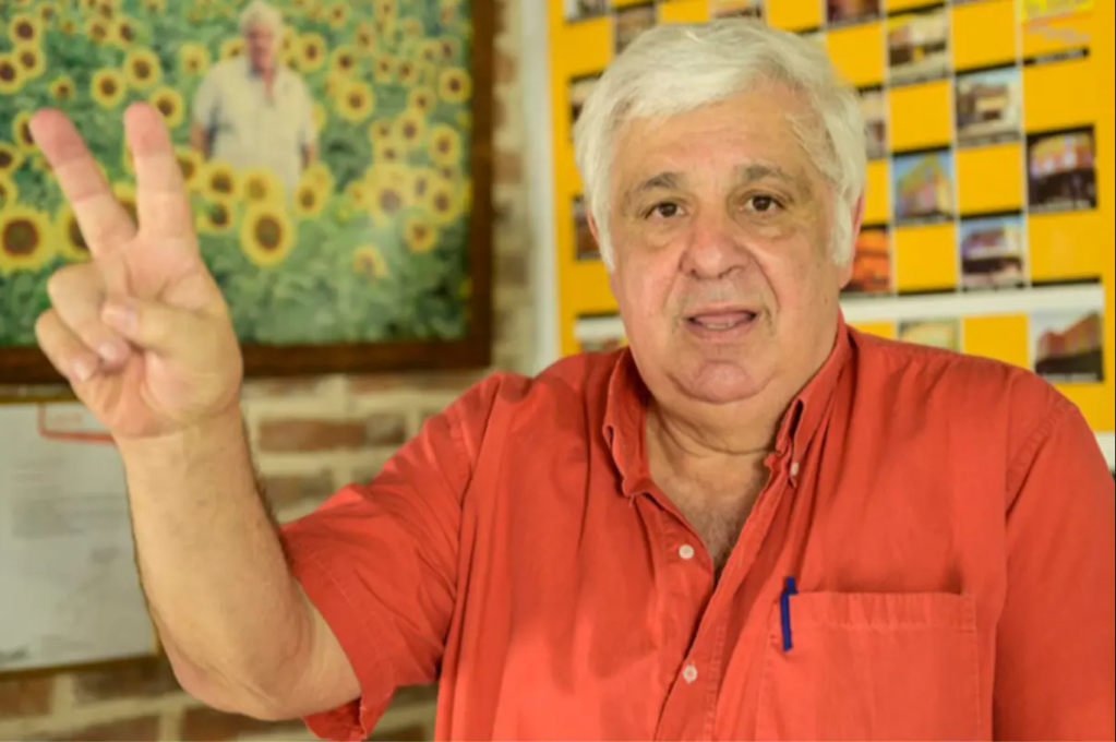 Samid pidió un avión sanitario desde Punta del Este y Kicillof y su ministro Kreplak lo gestionaron de inmediato  