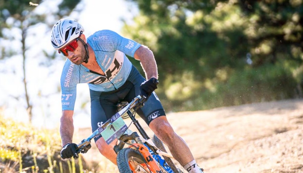 Un ciclista olímpico nacional sufrió un violento ataque mientras entrenaba en la&nbsp;ruta