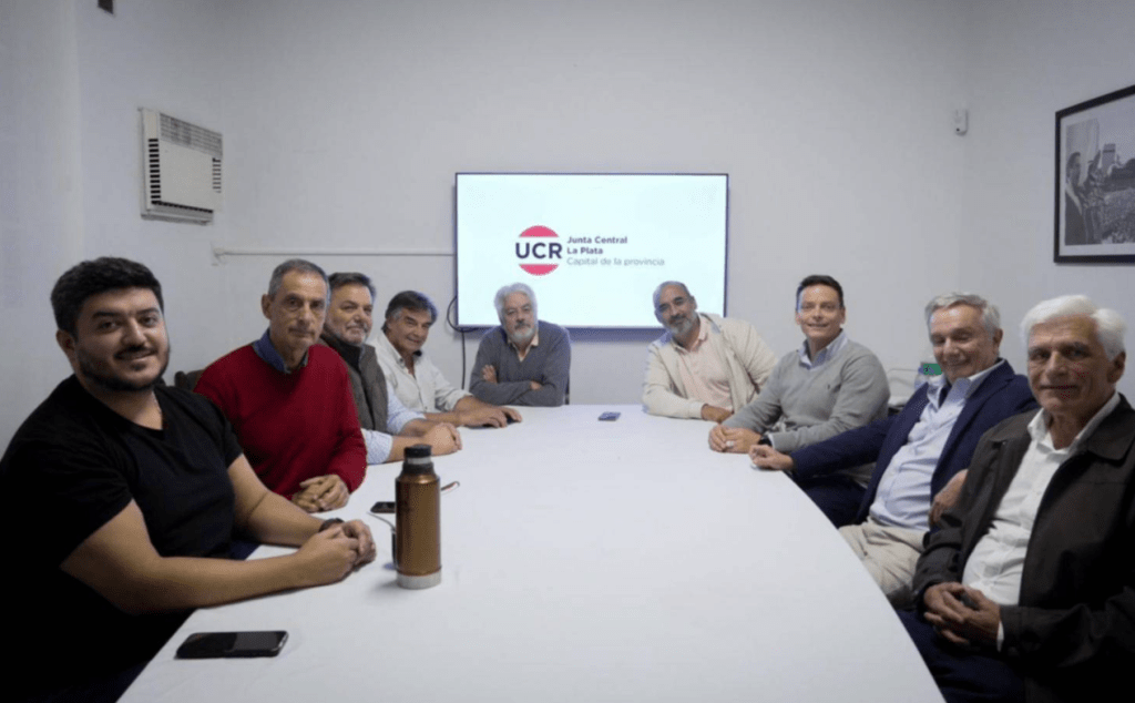 La UCR de La Plata reunió a sus ex presidentes y creó un consejo asesor&nbsp;partidario
