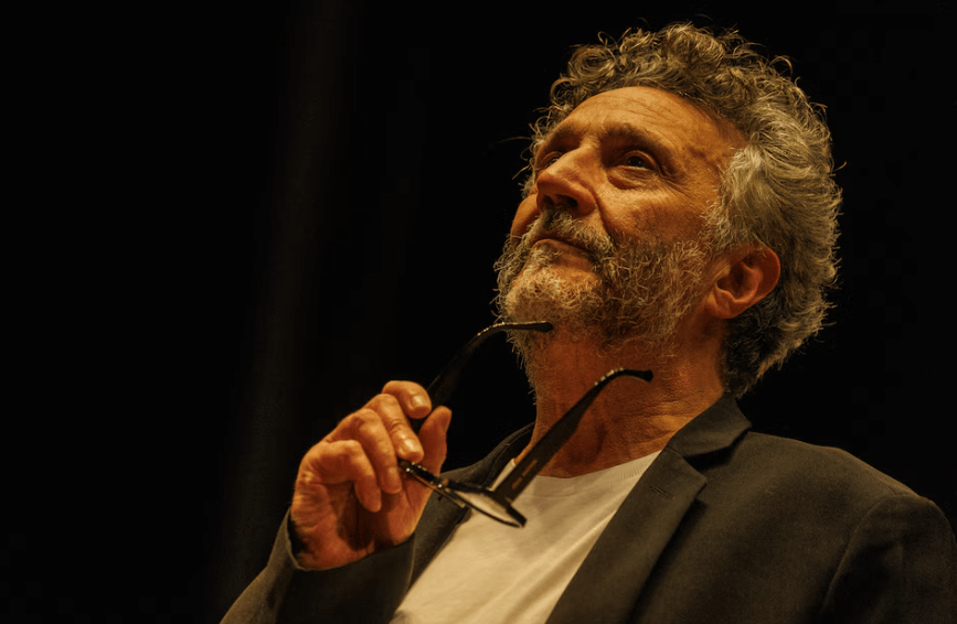 Fito Páez volvió al rock más crudo y lanzó el primer adelanto de su nuevo&nbsp;disco