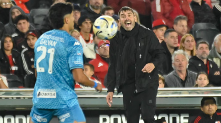 Coudet fue contundente tras la caída de River: “Hicimos el peor partido desde mi&nbsp;llegada”